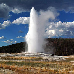 old faithful geyser